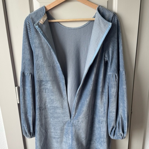 Altar’d State Velvet Powder Blue Long Balloon Sleeve Mini Dress Size XSmall - Picture 6 of 6